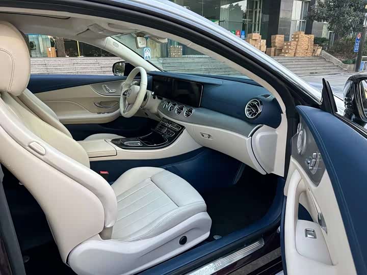 Mercedes-Benz E-Class 2017 E 200 — фото 4