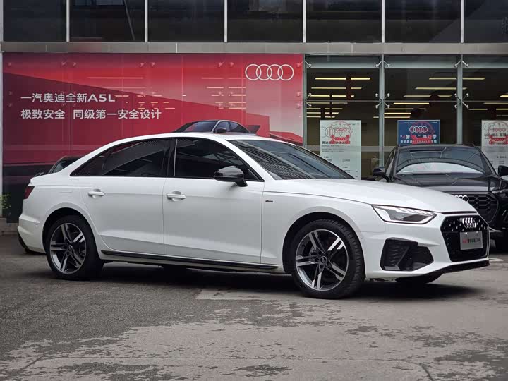 Audi A4L 2023 40 TFSI — фото 3