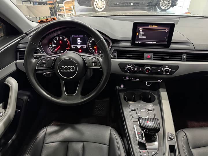 Audi A4L Plus 40 TFSI базовая — фото 15