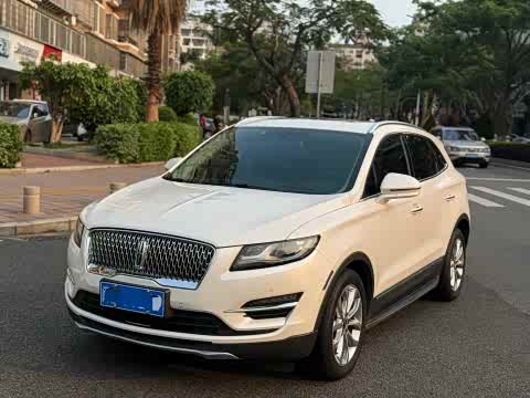 Lincoln MKC 2019 2.0 T 4 WD VI — фото 10
