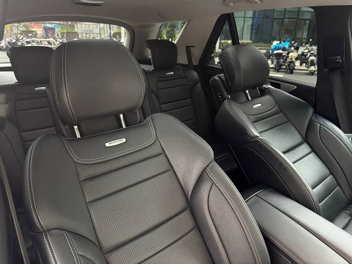 Mercedes-Benz M-Class 2014 AMG ML 63 — фото 6