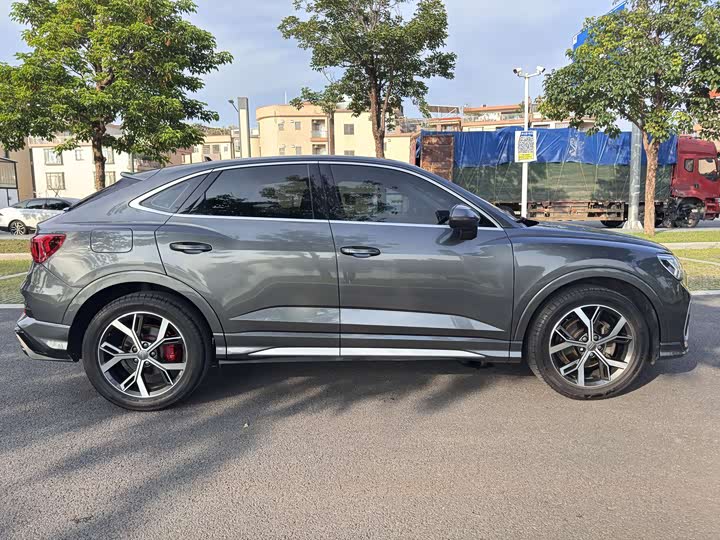 Audi Q3 Sportback 2020 40 TFSI — фото 6