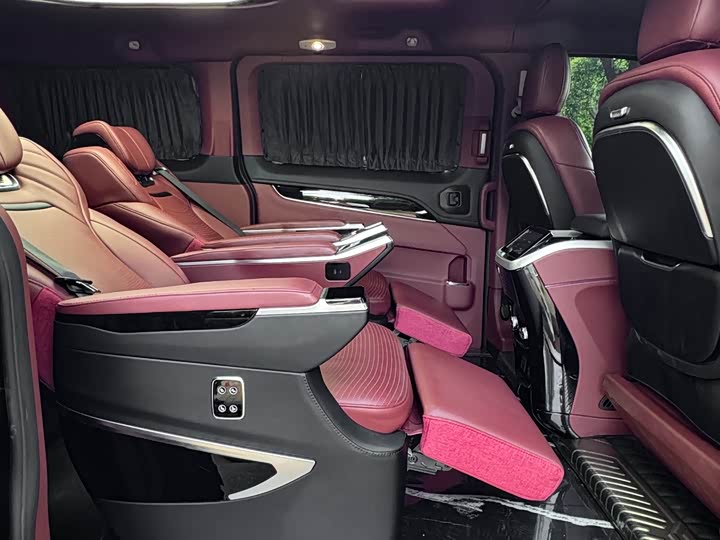Ford Tourneo — фото 22