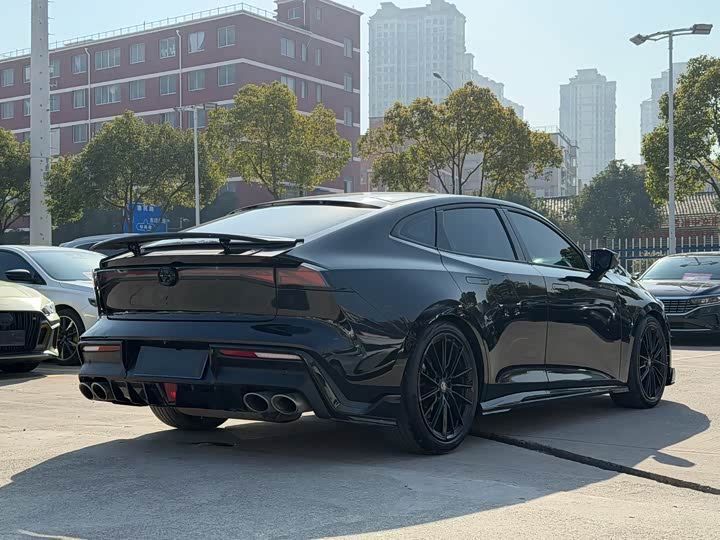 Changan UNI-V 2023 1.5 T — фото 12