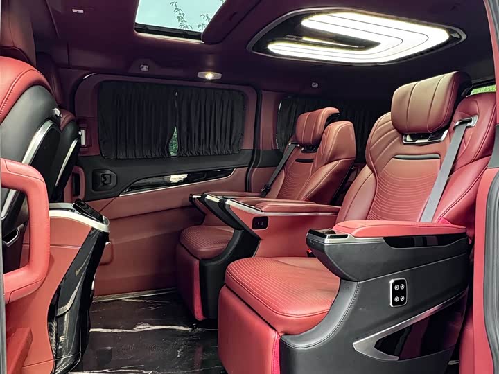 Ford Tourneo — фото 12