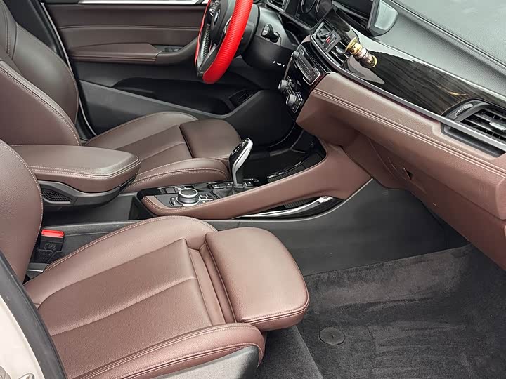 BMW X1 2021 x Drive 25 Li — фото 8