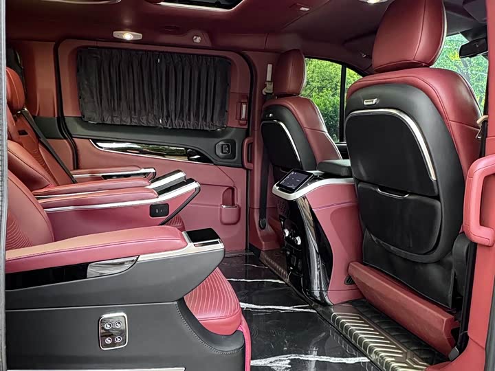 Ford Tourneo — фото 17