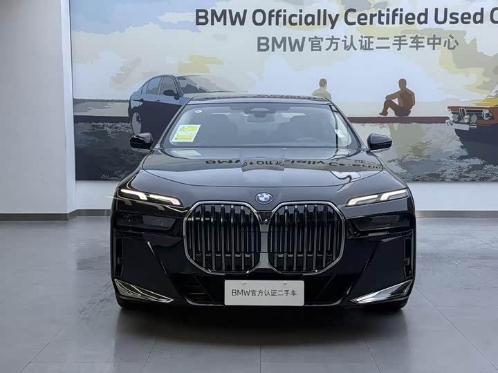 BMW 7 Series 735Li M спортпакет — фото 2