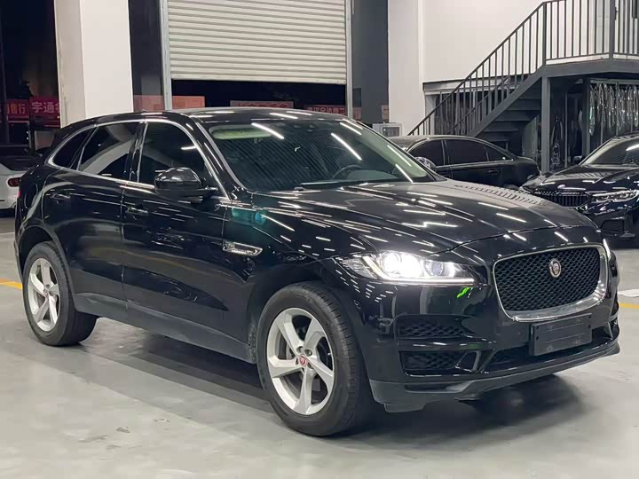 Jaguar F-PACE 2020 2.0 T — фото 3