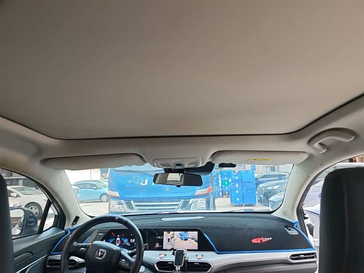 Changan UNI-T 2020 1.5 T Flagship — фото 18