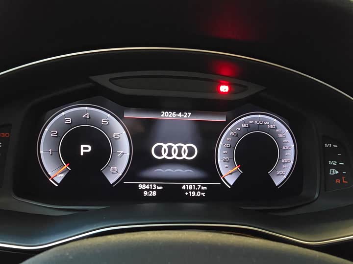 Audi Q8 2019 45 TFSI — фото 21