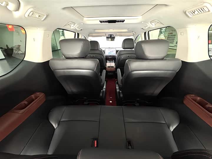 Trumpchi E8 PHEV 2024 150km MAX+ — фото 13