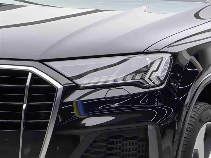Audi Q7 2023 55 TFSI quattro S line Sport — фото 3