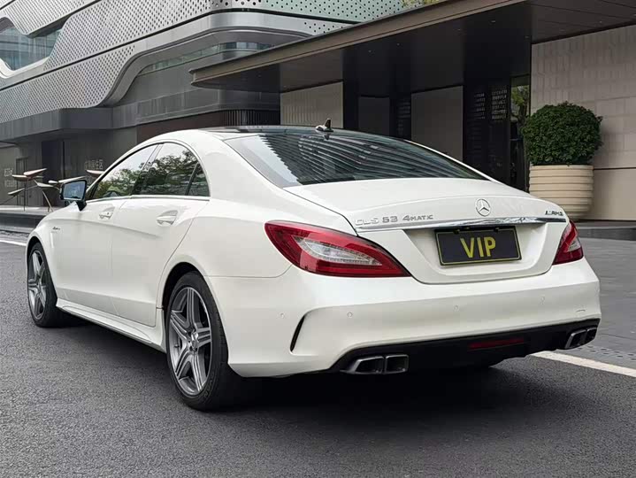 Mercedes-Benz CLS 2015 AMG CLS 63 4 MATIC — фото 11