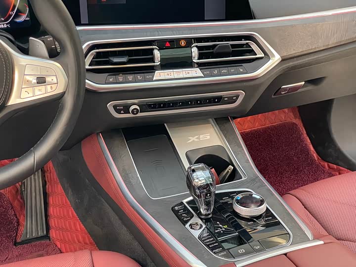 BMW X5 2022 x Drive 30 Li M — фото 27