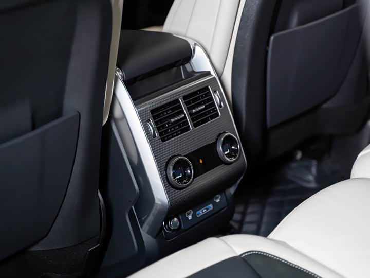 Land Rover Range Rover Sport — фото 22