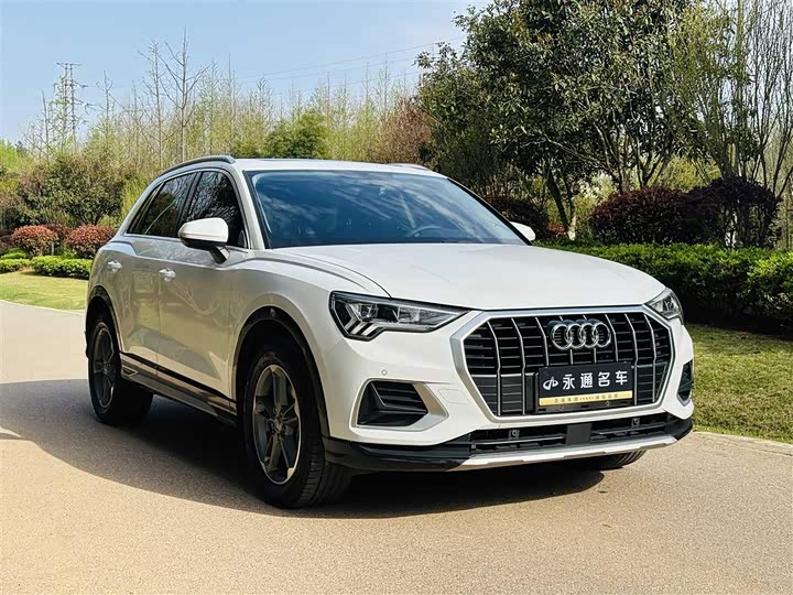 Audi Q3 2021 35 TFSI — фото 3