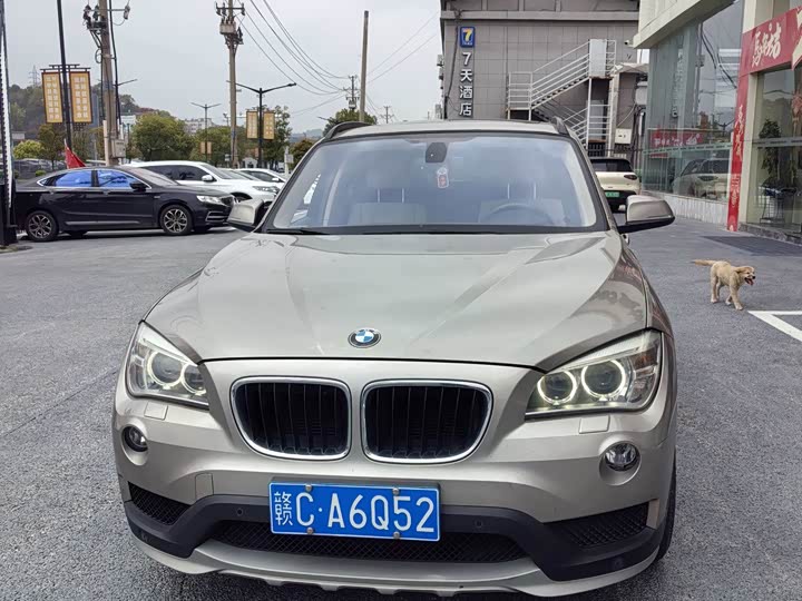 BMW X1 2014 s Drive 18i Leading — фото 2