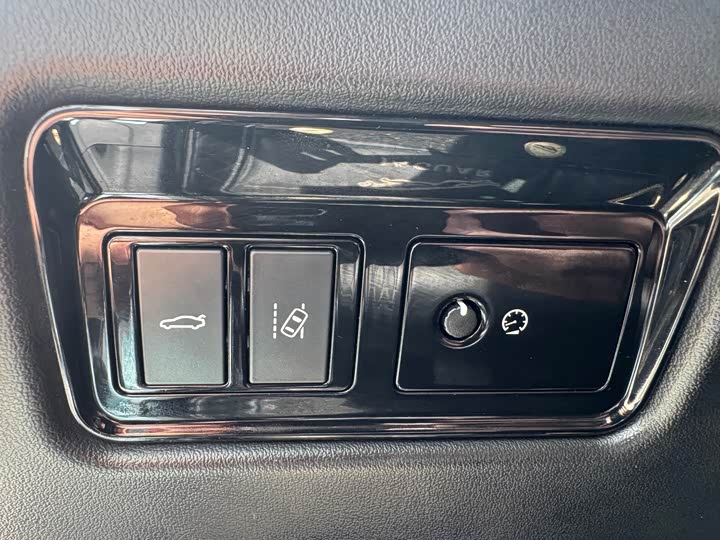 Jaguar XFL 2018 XFL 2.0 T 200 PS — фото 6