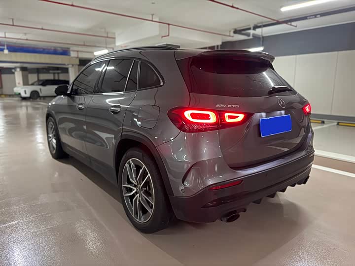 Mercedes-Benz GLA 2022 AMG GLA 35 4 MATIC — фото 3