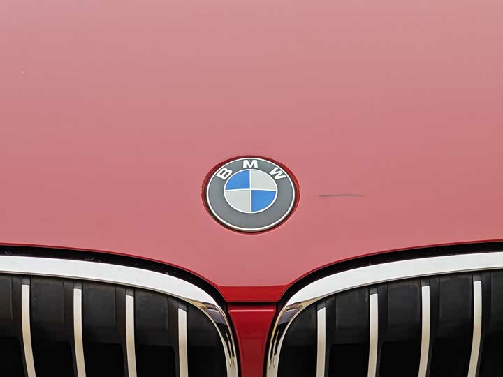 BMW X1 2018 s Drive 18 Li — фото 3