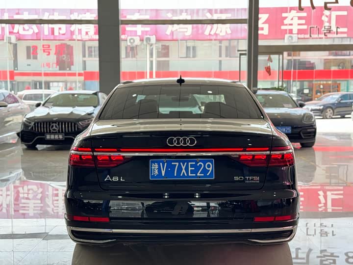 Audi A8 2023 A 8 L 50 TFSI quattro — фото 5