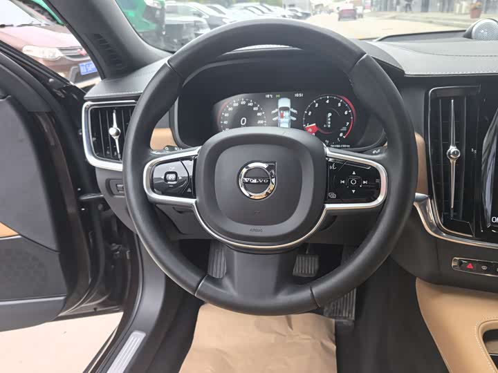 Volvo S90 2017 T 5 — фото 28