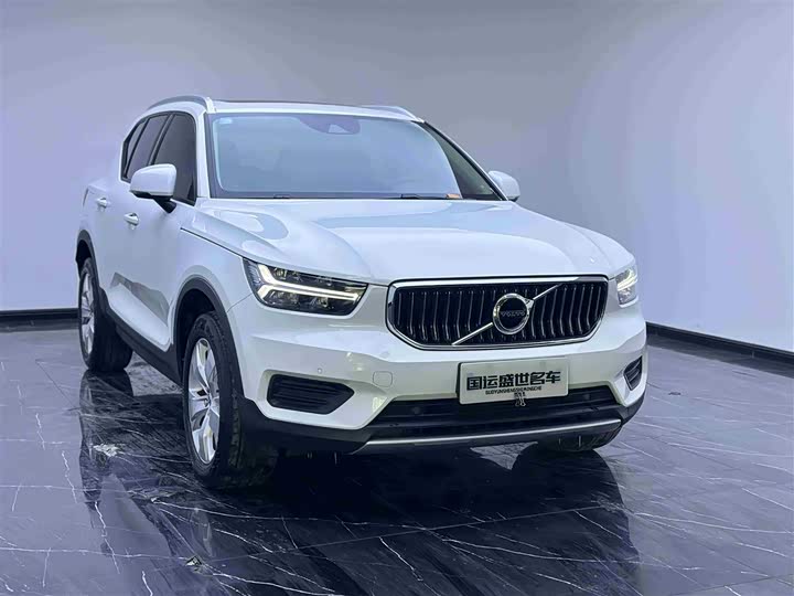 Volvo XC40 2022 T 4 WD — фото 3