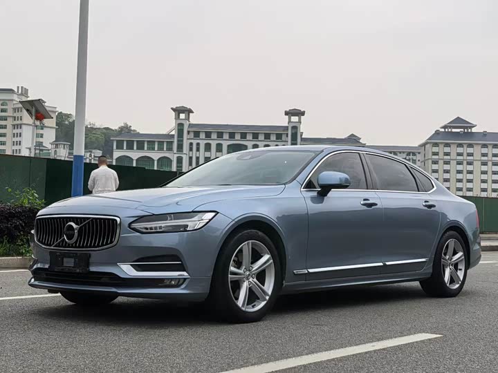 Volvo S90 2019 T 5 — фото 1