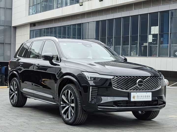 Volvo XC 90 2026 B 5 4 WD 5 — фото 4