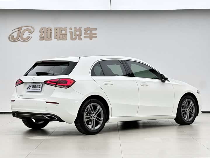Mercedes-Benz A-Class — фото 3