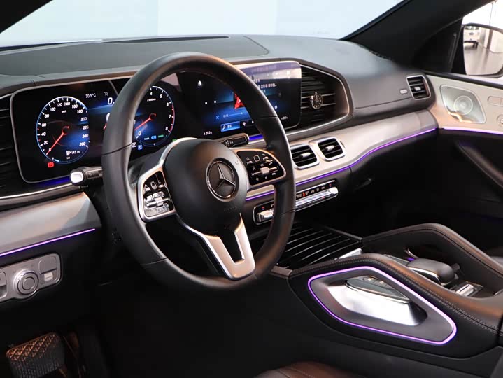 Mercedes-Benz GLE 2020 GLE 450 4 MATIC SUV — фото 11