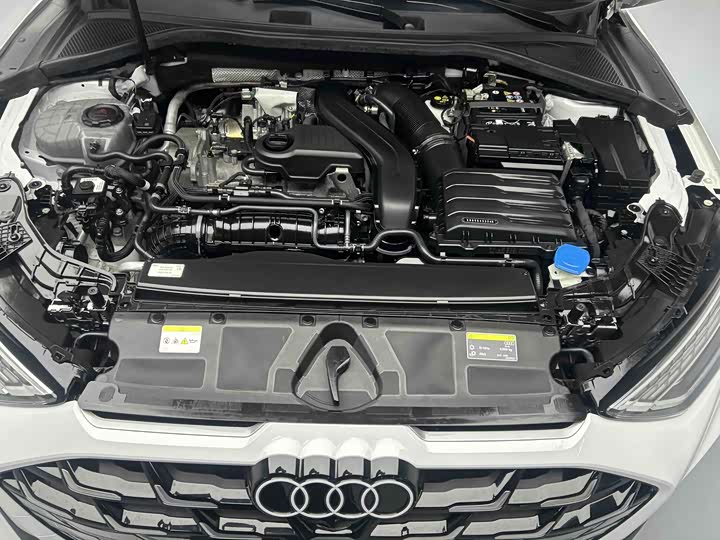 Audi A3 2025 Sportback 35 TFSI — фото 26