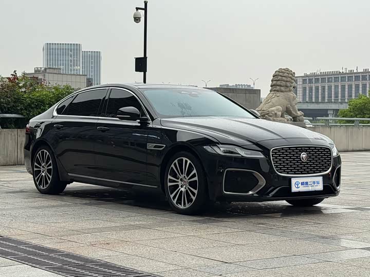 Jaguar XFL 2024 2.0 T P 250 2 WD — фото 18