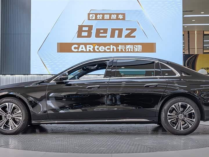 Mercedes-Benz E-Class E 260 L спорт — фото 3