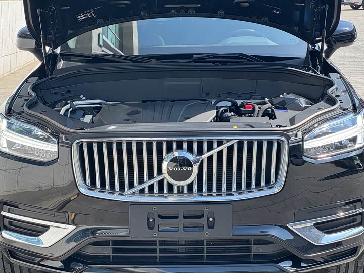 Volvo XC90 2022 B 5 — фото 9