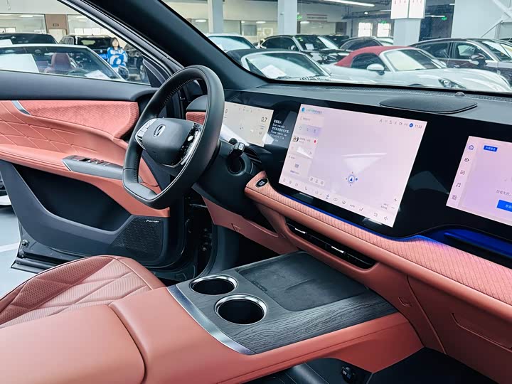 Changan CS75 PLUS 2025 1.5 T Flagship — фото 7