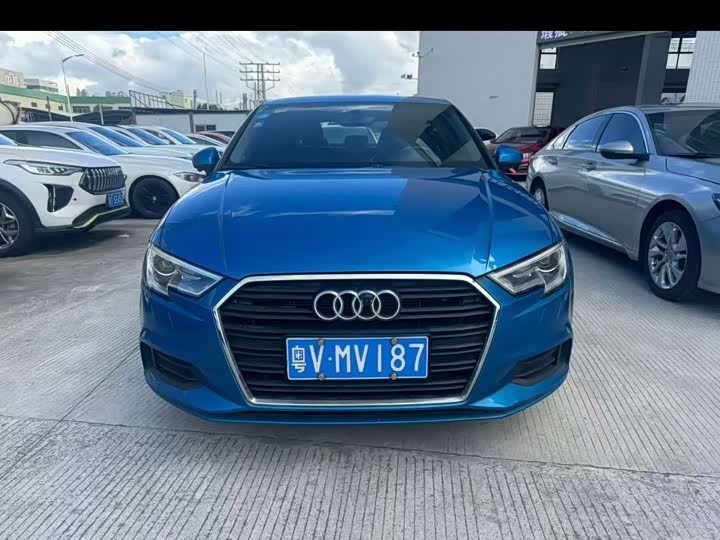 Audi A3 2018 30 Limousine 35 TFSI — фото 2