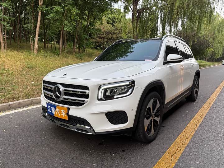 Mercedes-Benz GLB 2021 GLB 200 — фото 1