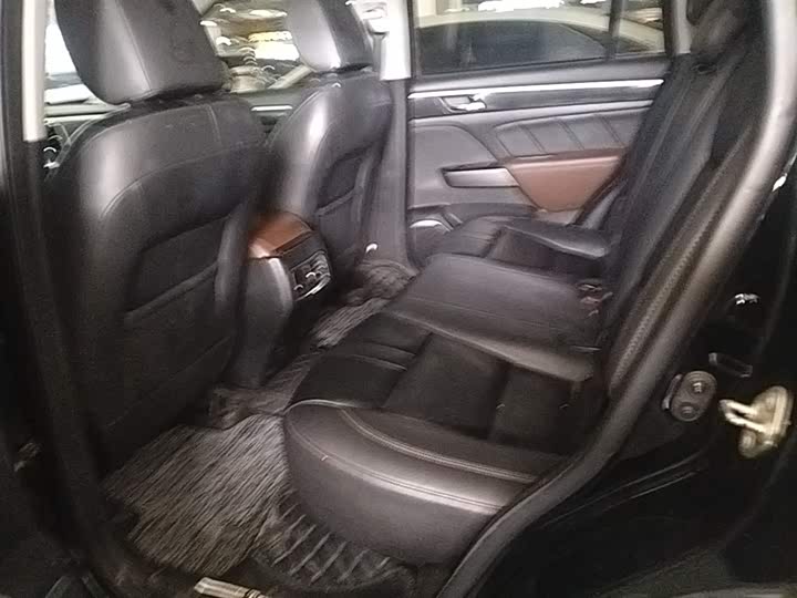 Trumpchi GS7 2017 280 T 2 WDLuxury — фото 17