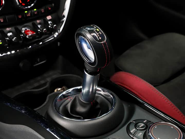 MINI Hatch — фото 16