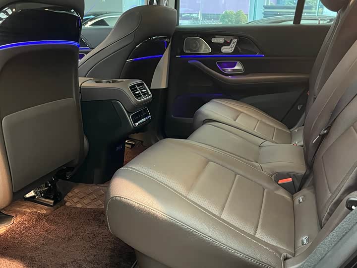 Mercedes-Benz GLS 2023 GLS 450 4 MATIC — фото 9