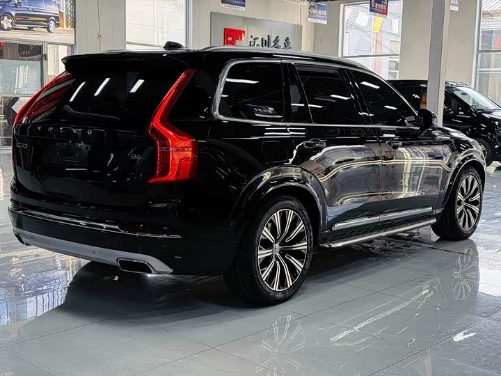 Volvo XC90 2021 B 6 7 — фото 4