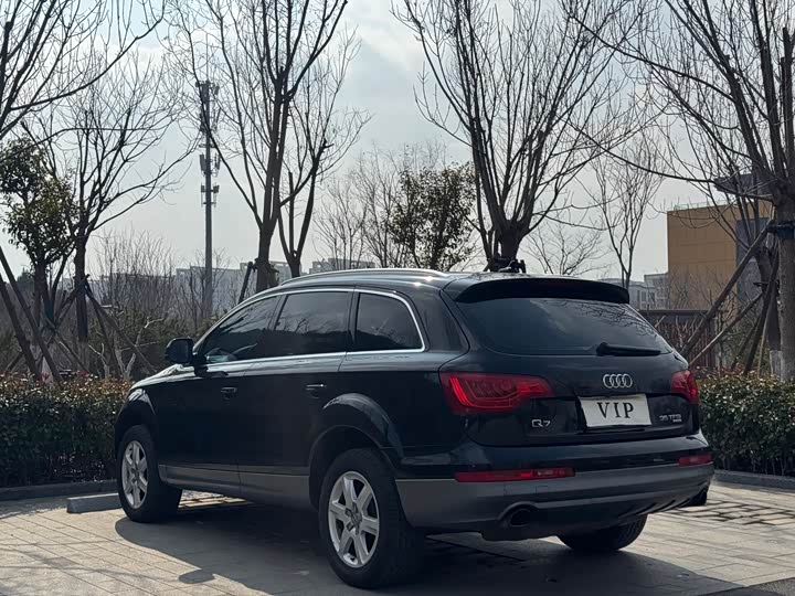 Audi Q7 2015 35 TFSI — фото 12