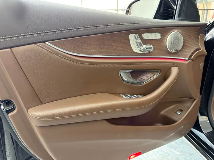 Mercedes-Benz E-Class 2021 E 300 L Luxury — фото 9