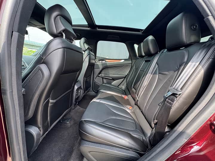 Lincoln MKC 2019 2.0 T 4 WD VI — фото 14