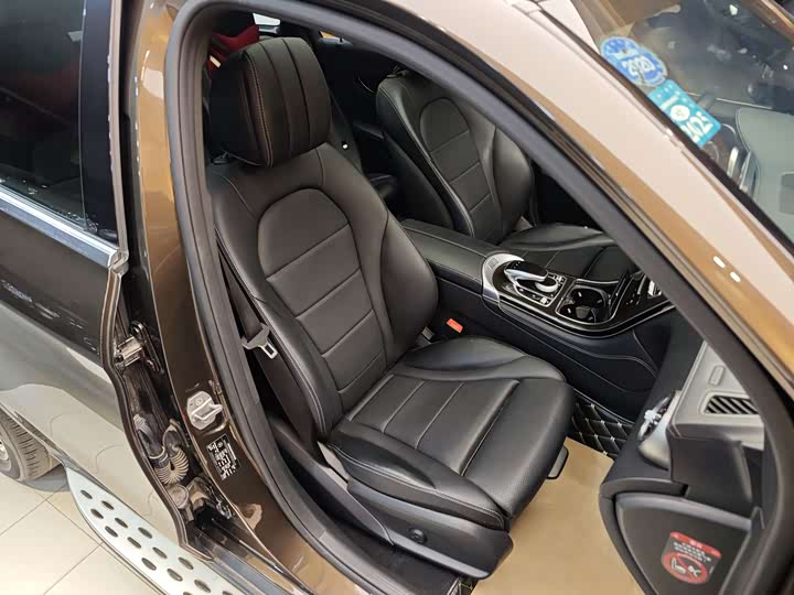 Mercedes-Benz GLC 2017 GLC 260 4 MATIC Luxury — фото 31
