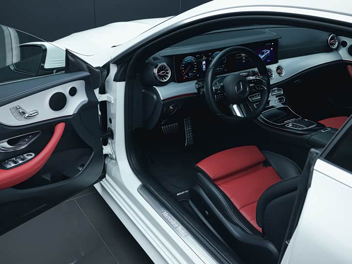 Mercedes-Benz E-Class 2021 E 260 — фото 14