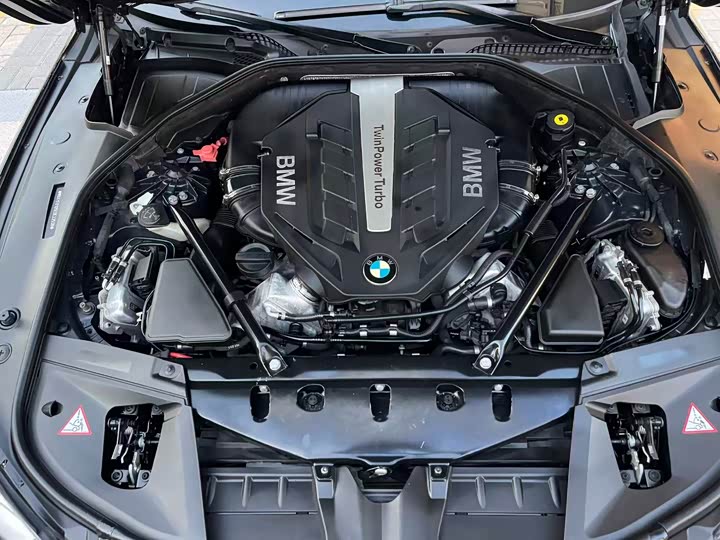BMW 7-Series 2013 750 Li x Drive — фото 24