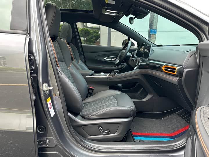 Changan UNI-T 2020 1.5 T Flagship — фото 7